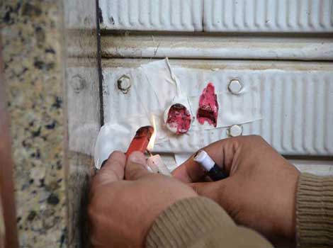 إغلاق مصنع أعلاف وإتلاف 8 أطنان