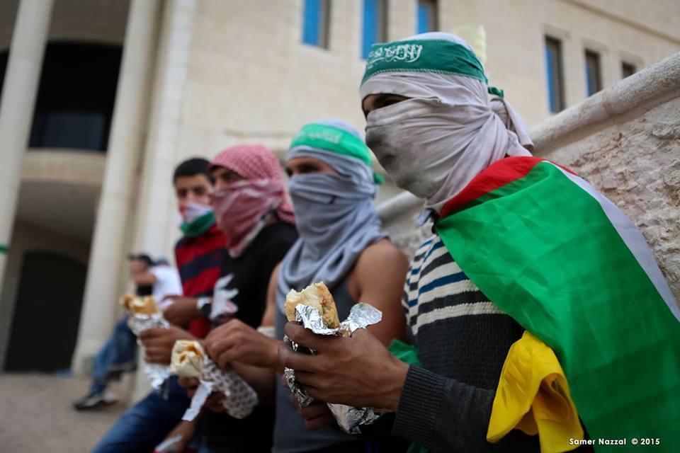 لم تكد تبدأ الانتفاضة بعد و