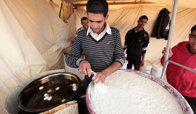 خبراء: الحكومة غير قادرة على خلق