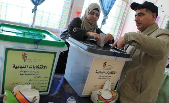 محافظ الزرقاء يمنع اقامة مهرجانين انتخابيين