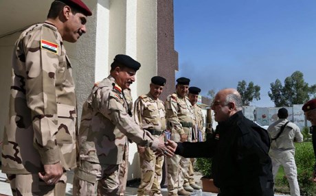 العبادي يصل الى مقر قيادة عمليات