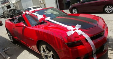 بالصور.. . مصرى يهدى خطيبته الأردنية