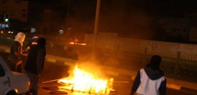 الزرقاء: اغلاق طرق احتجاجا على (تفجيرات
