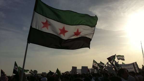أبرز الفصائل الثورية السورية تدعم قرار