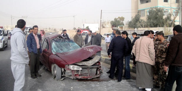 صهريج نفط يثكل عائلة بوفاة و8