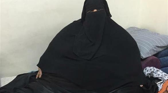 سعودية تنام جالسة بسبب وزنها المفرط