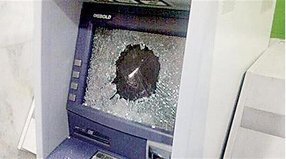 سعودي ينتقم من إفلاسه بتهشيم 15