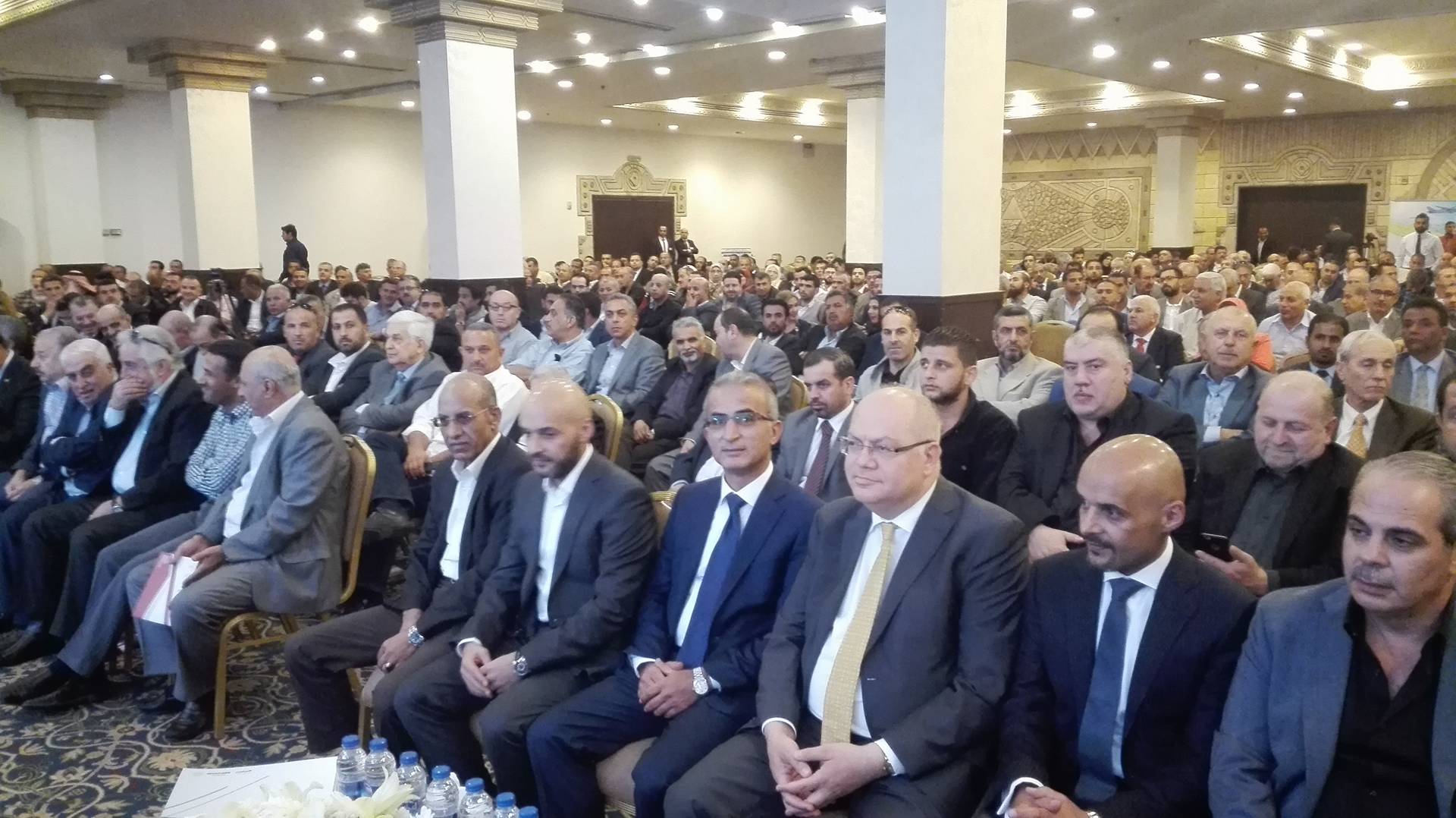 المناصير تحدث أسطول الباطون وتدخل تكنولوجيا