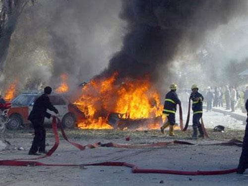 15 قتيلا في هجومين ضد مسجدين