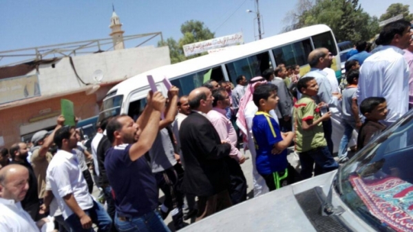 ذيبان.. مسيرة سلمية منددة باستمرار اعتقال