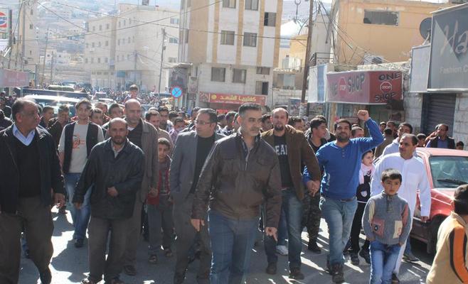 البتراء: عصيان مدني الاحد ومسيرة طالبت