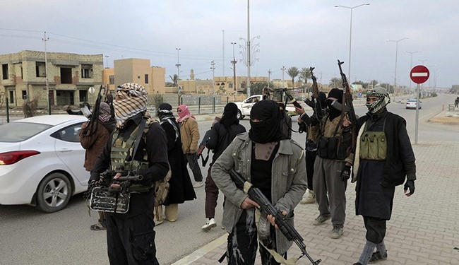 داعش تحاصر 105 الاف بالفلوجة يقتاتون
