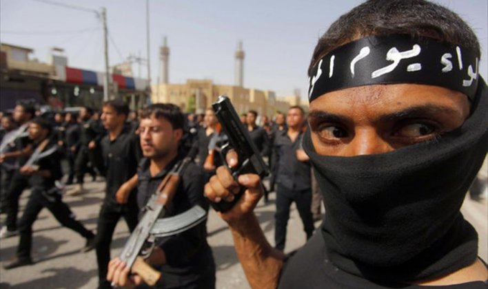 المليشيات في بغداد تقتل (عائشة) وتغتال