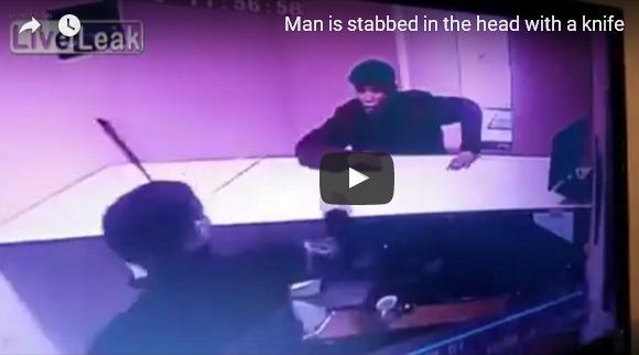 بالفيديو: طعن موظف استقبال في رأسه