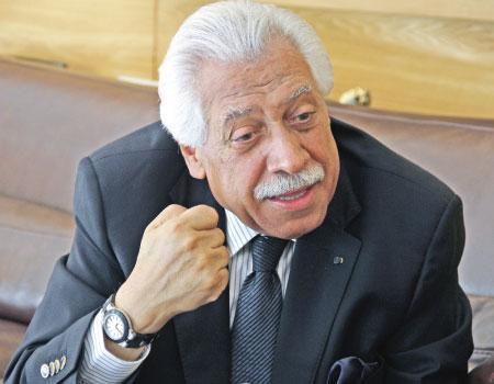 دعوى قضائية (اثبات ردة) ضد عقل