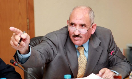 ذنيبات: اعادة هيكلة التخصصات المهنية بما