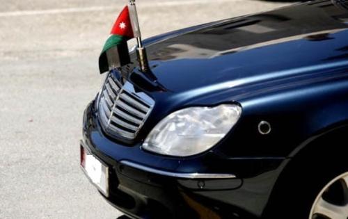 (نمر بيضاء) بدل (الحمراء) للتحايل على