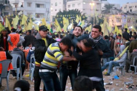 احتفال بيوم الأرض يتحول لعراك بين
