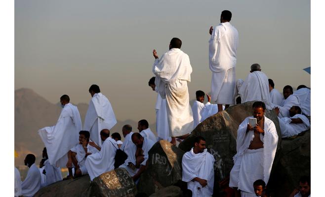 ( الاوقاف) تواصل النظر في شكاوى