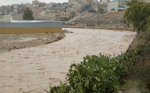 توصيات الحلقة الحوارية الخاصة بسيل الزرقاء