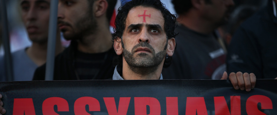داعش يفرج عن 37 مسيحيا في