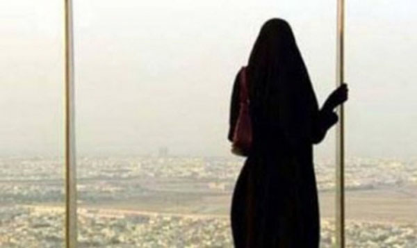 سعودية تهرب من زوجها الثري وتطلب
