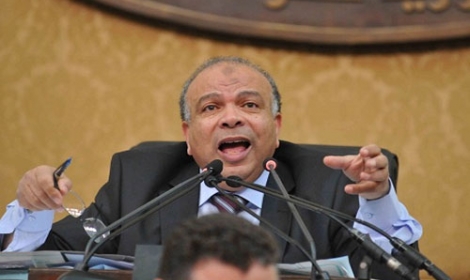 صورة الكتاتنى تثير أزمة بمجلس النواب