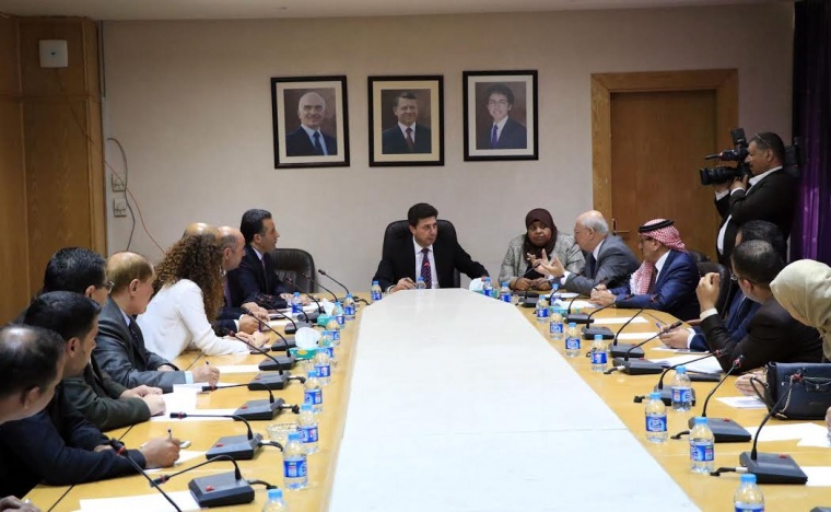 وفد برلماني برئاسة الطراونة الى اليونان