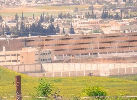 قوات النظام تقتحم سجن حماة المركزي