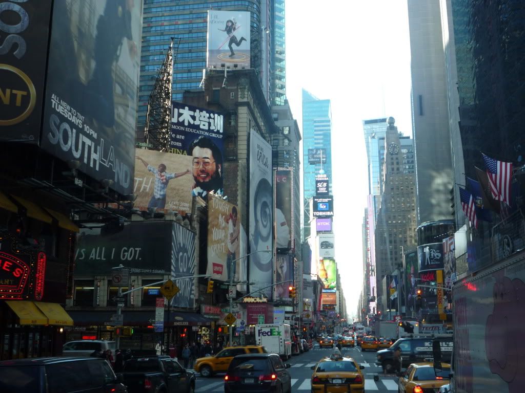 شاهد بالصور.. ناطحة سحاب صينية ملتوية