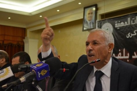 نجل النائب العرموطي ينفي خطورة حالة
