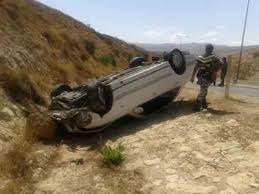 إصابة 4 أشخاص اثر حادث تدهور