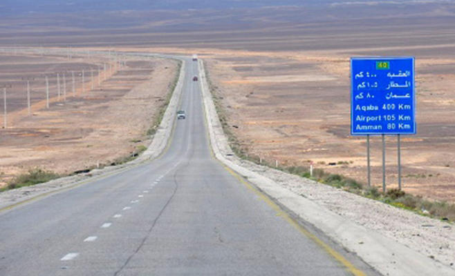 وفاة بتصادم شاحنة سعودية بـ (بك