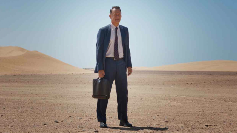 سعوديون يهاجمون توم هانكس ويطالبونه بالاعتذار