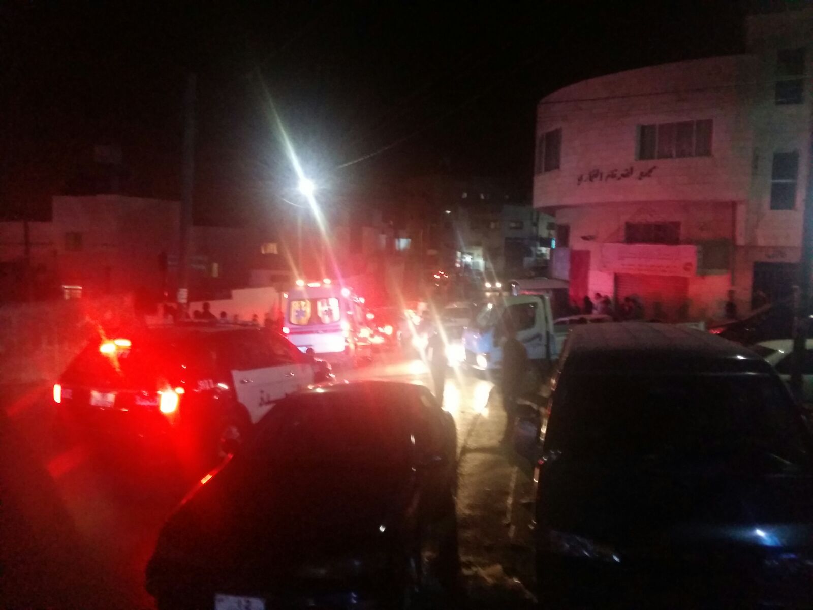 بالصور .. إطلاق نار بمنطقة الحي