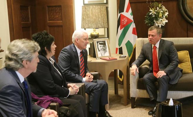 الملك يدعو لتهيئة الظروف لإعادة إحياء