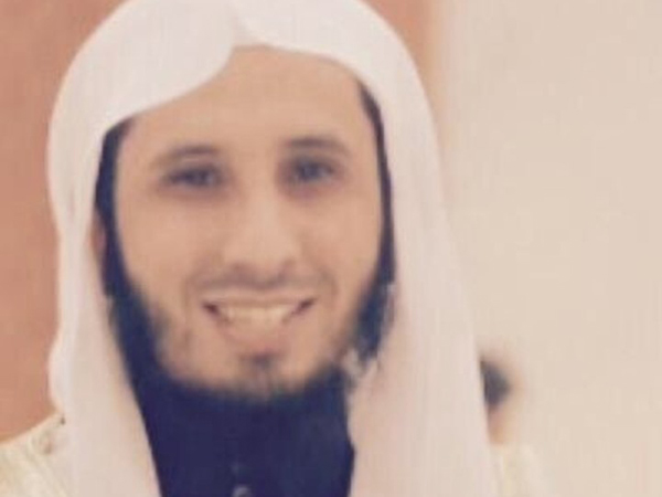 راق سعودي: الجن يراسلني على الجوال..