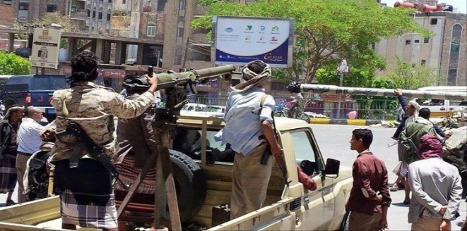 معارك عنيفة في تعز.. وقبائل شبوة