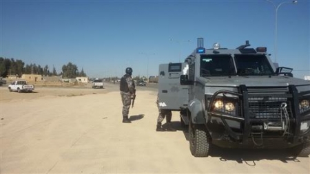 معان: وجهاء يسلمون 3 مشتبه باعتدائهم