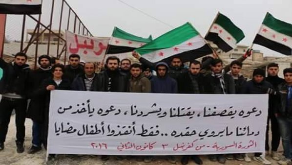 مخيمات النازحين تضرب عن الطعام رفضا