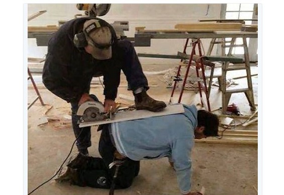 أشهر مقاطع فيديو لأغبى أشخاص على