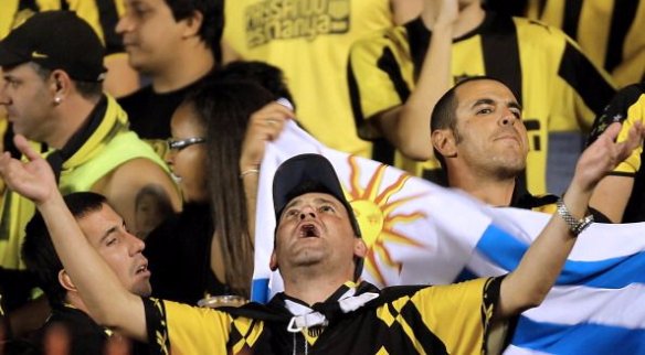 الأوروغواي تعلق الجولة 11 من دوريها