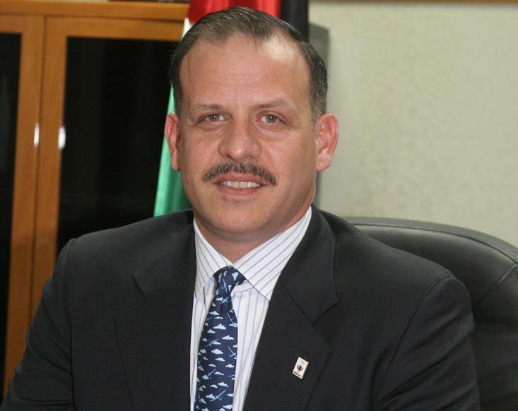 نائب الملك يبحث مع وزير ياباني