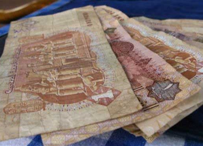 البنك المركزي يبدأ طرح الجنيه الورقي