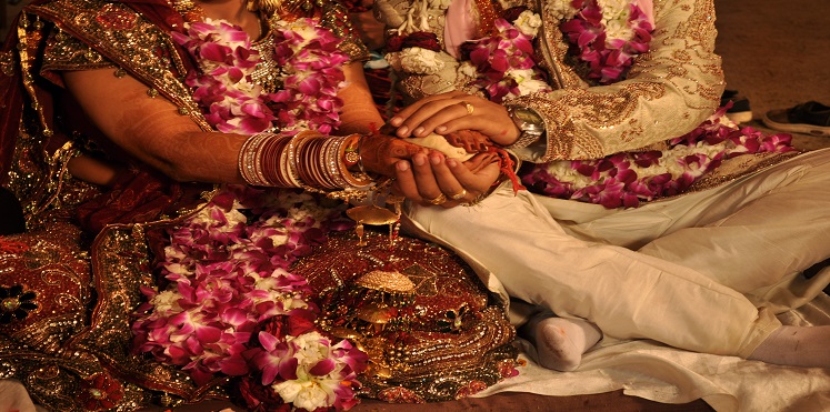 شاهد.. أغرب حفل زواج في الهند