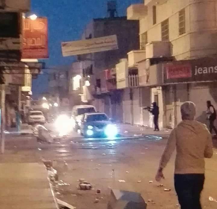 مداهمات حكما - إربد: اشتباكات خلال
