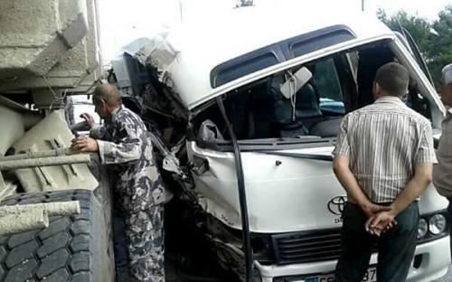 7 إصابات بحادث على طريق السلط