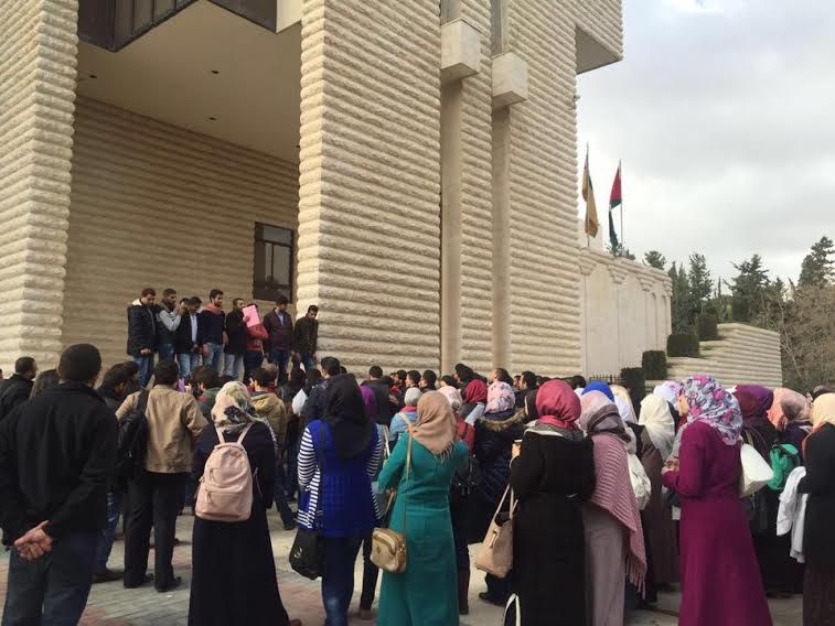 (ذبحتونا) تطالب إدارة الجامعة الأردنية بتنفيذ