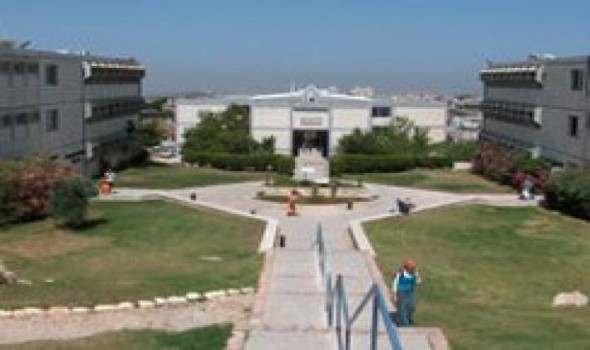 الف اكاديمي يقاطعون جامعة اسرائيلية لاقامتها