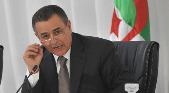 وثائق بنما: الجزائر تستدعي السفير الفرنسي